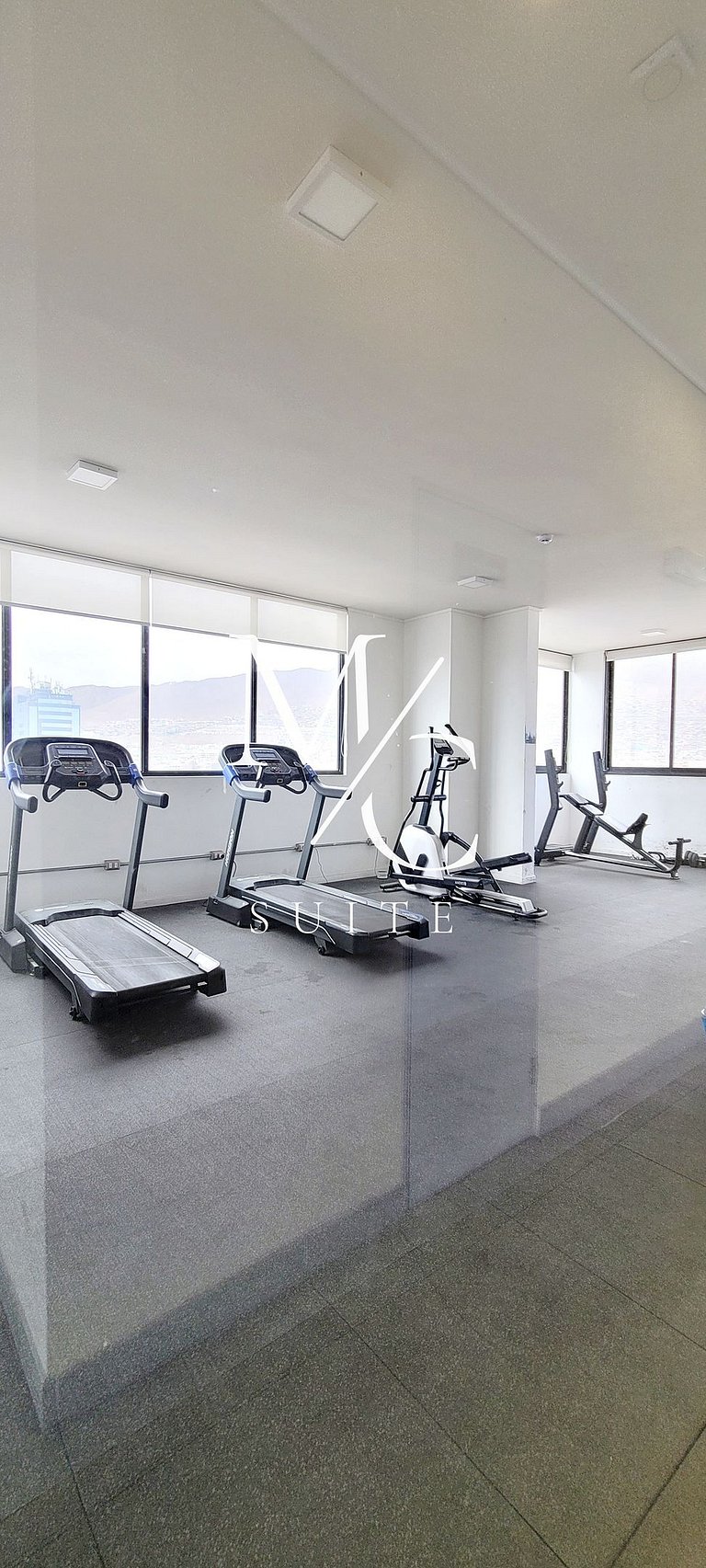 Apart Estudio central, Cowork Wifi y Streaming