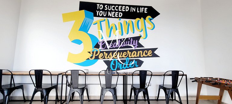 Apart Estudio central, Cowork Wifi y Streaming