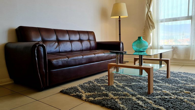 Amplio y moderno. Privacidad, wifi y streaming gratis. Parki