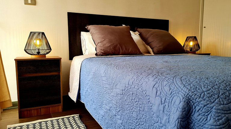 Amplio y moderno. Privacidad, wifi y streaming gratis. Parki