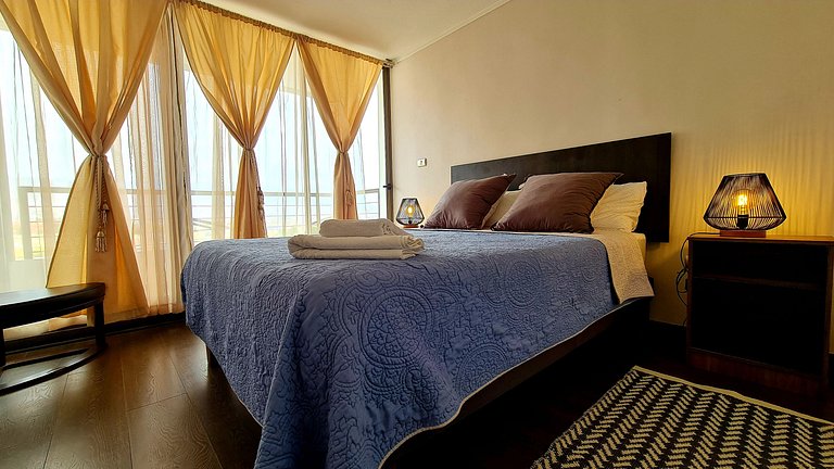 Amplio y moderno. Privacidad, wifi y streaming gratis. Parki