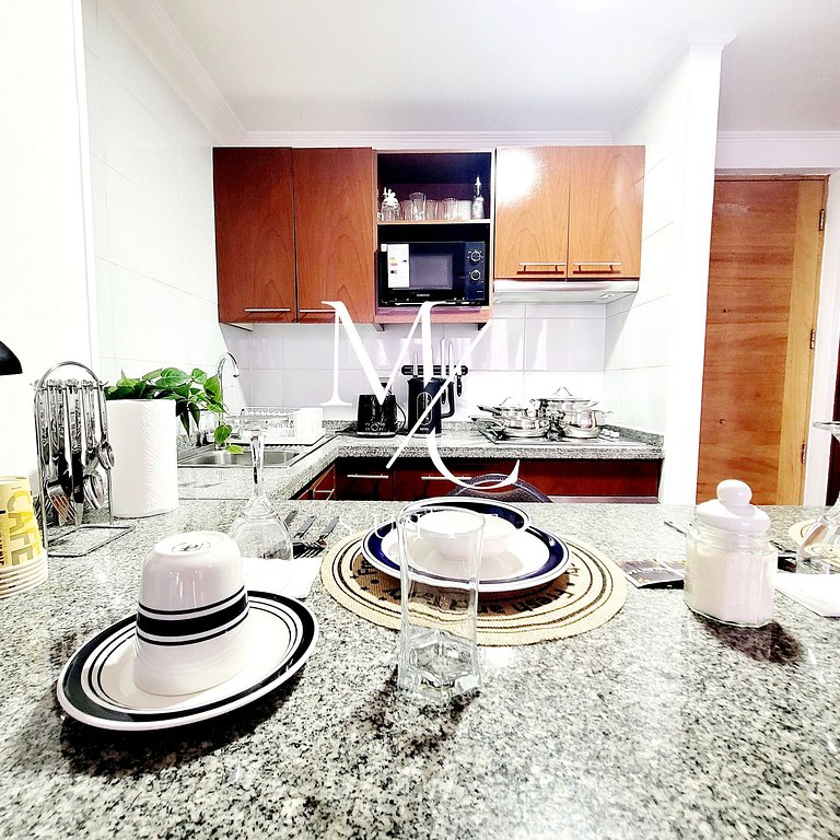 Central, vista mar, parking y factura