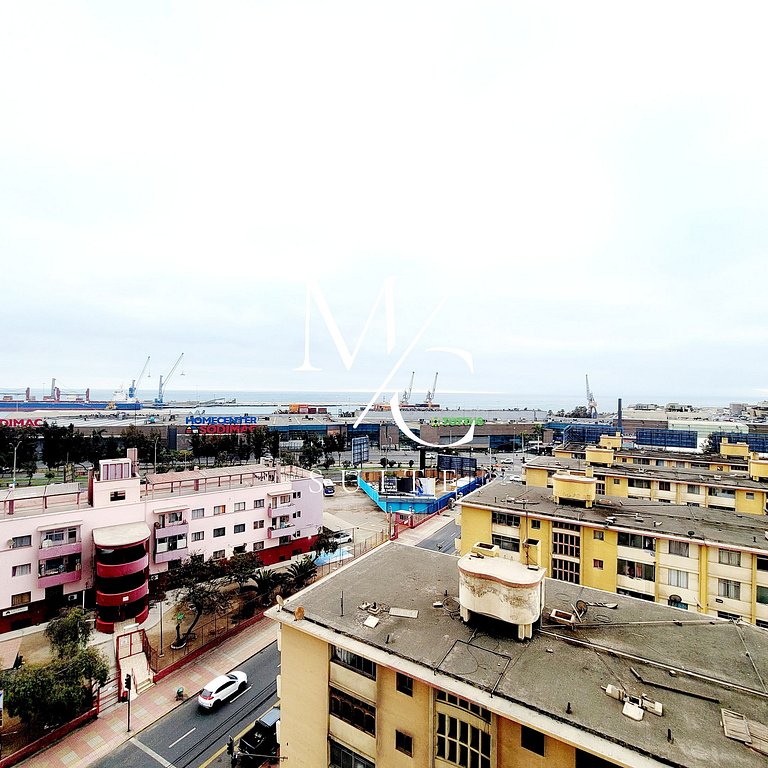 Central, vista mar, parking y factura
