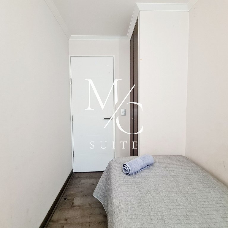 Exclusivo, piso 8, vista al mar, parking y factura
